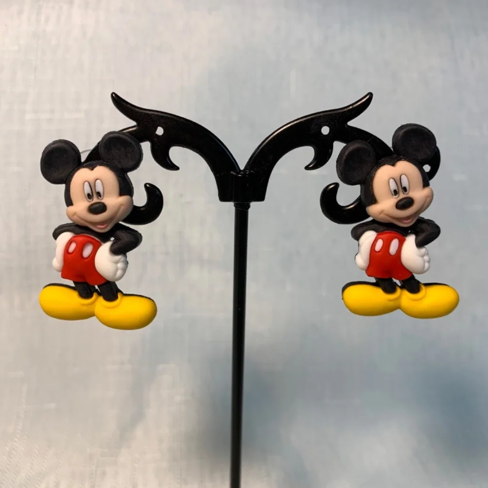 NWT 1 Pair of Handmade Disney Mickey Mouse Pierced Earrings in 3 Styles - Picture 5 of 11